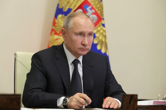 Прошли с достоинством: Путин подвел итоги в новогоднем поздравлении Прошли с достоинством: Путин подвел итоги в новогоднем поздравлении